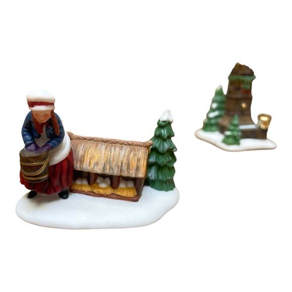 Dept 56 Twelve Days of Christmas Dickens Village III Three French Hens 58378 - Picture 3 of 7
